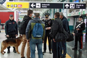 Fiumicino carabinieri