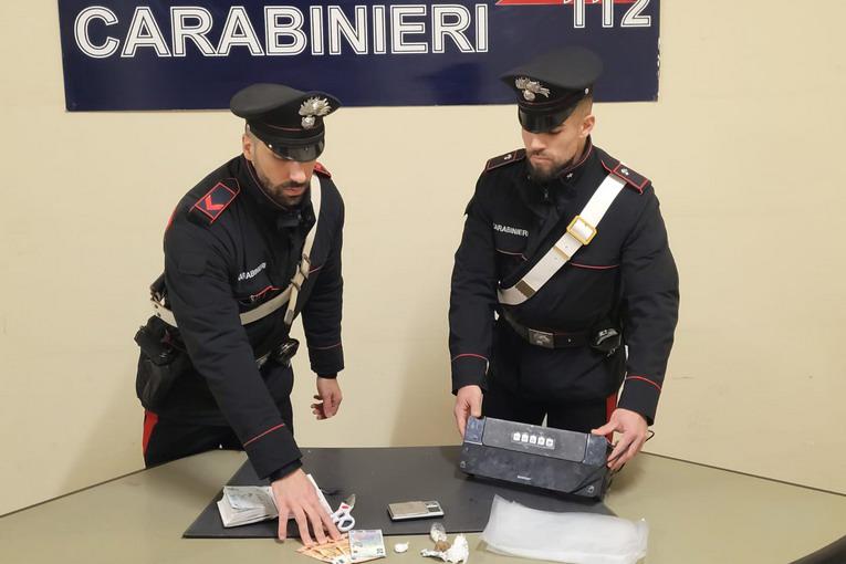 Torvaianica, arrestato un 21enne per detenzione e spaccio di droga Torvaianica