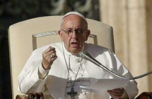 Il Papa: "Ascoltiamo la voce dei nascituri attraverso la scienza"