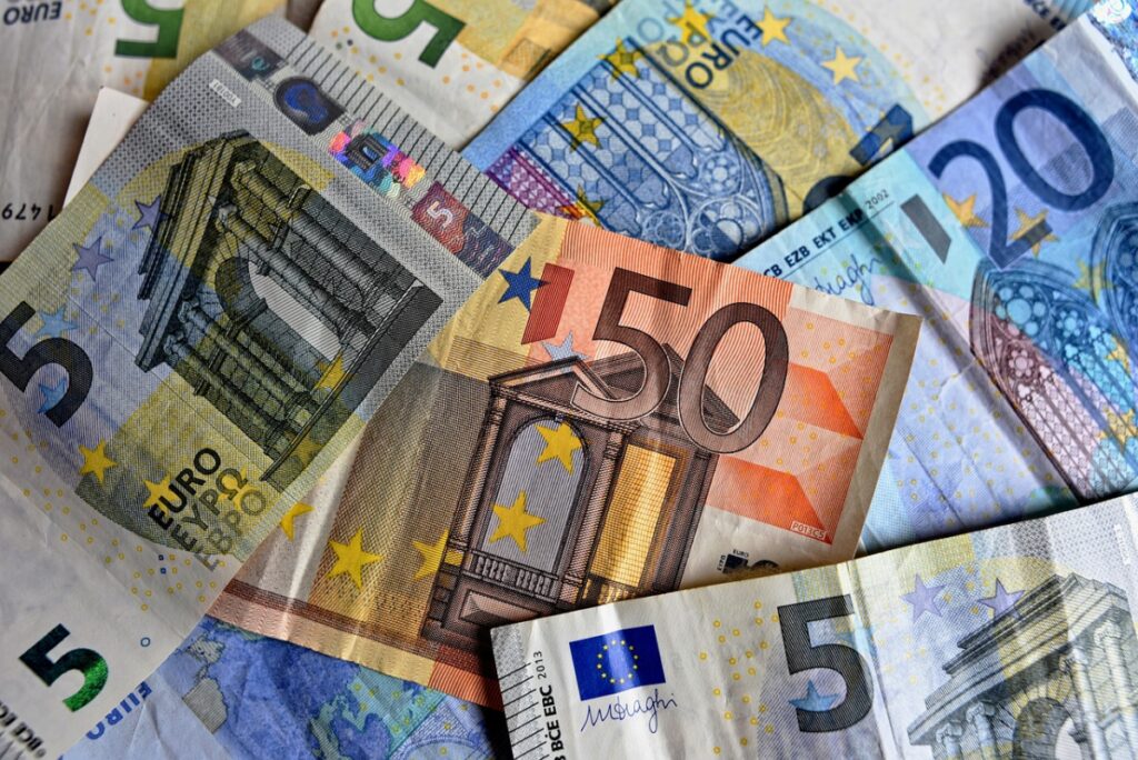 Inflazione: Confesercenti, ancora elevata inflazione
