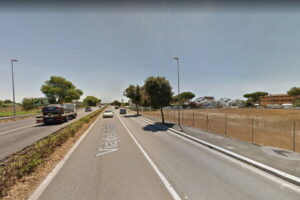 Fiumicino, via della Scafa, Coronas (FI): "Scarsa visibilità e zero sicurezza e i cittadini continuano a pagare"