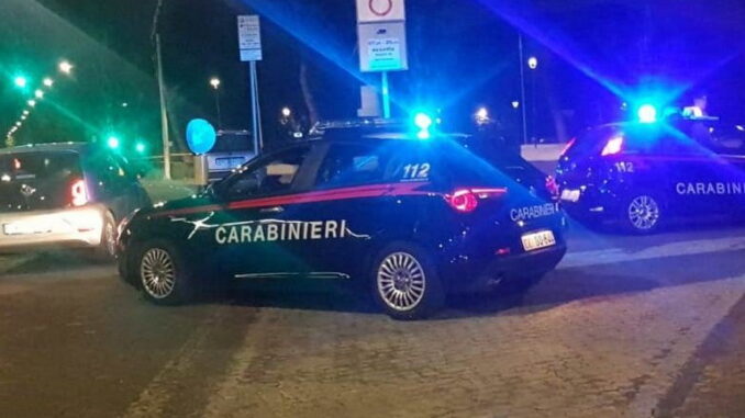 Litorale romano, controlli dei carabinieri durante la movida Litorale