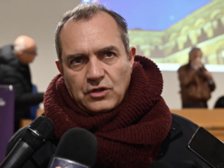 De Magistris: "Ragioni di natura professionale, personale e politiche non mi rendono più possibile ricoprire l’incarico di portavoce di UP"