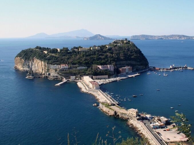 “L’Isola che verrà”, un incontro per progettare il futuro di Nisida con i giovani nisida
