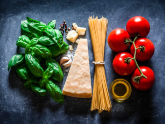 Inflazione, Coldiretti: alimentari in controtendenza, +10,7% frutta coldiretti