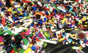 Bacoli, Della Ragione: "La Casina Vanvitellina accoglie centinaia di bimbe e bimbi per la Festa dei Lego"