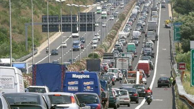 Grande Raccordo Anulare, traffico rallentato a causa di un incidente Raccordo