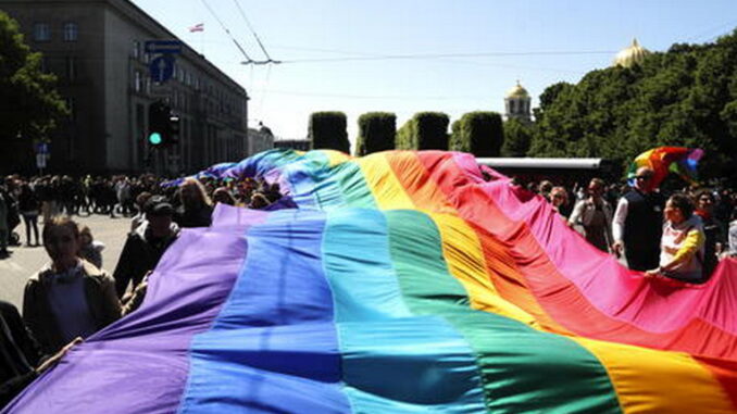 Pride, Grassadonia: "Documento politico va rispettato, Roma Capitale dalla parte dei diritti" Pride