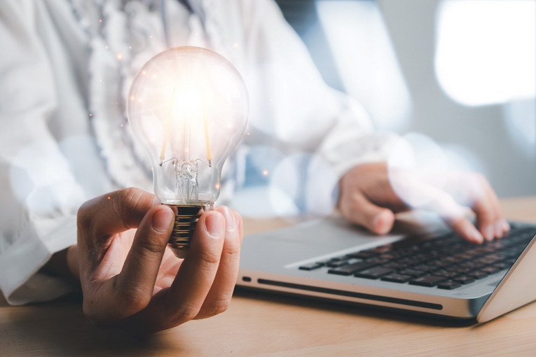 Luce, ecco il miglior prezzo kWh in Italia Luce
