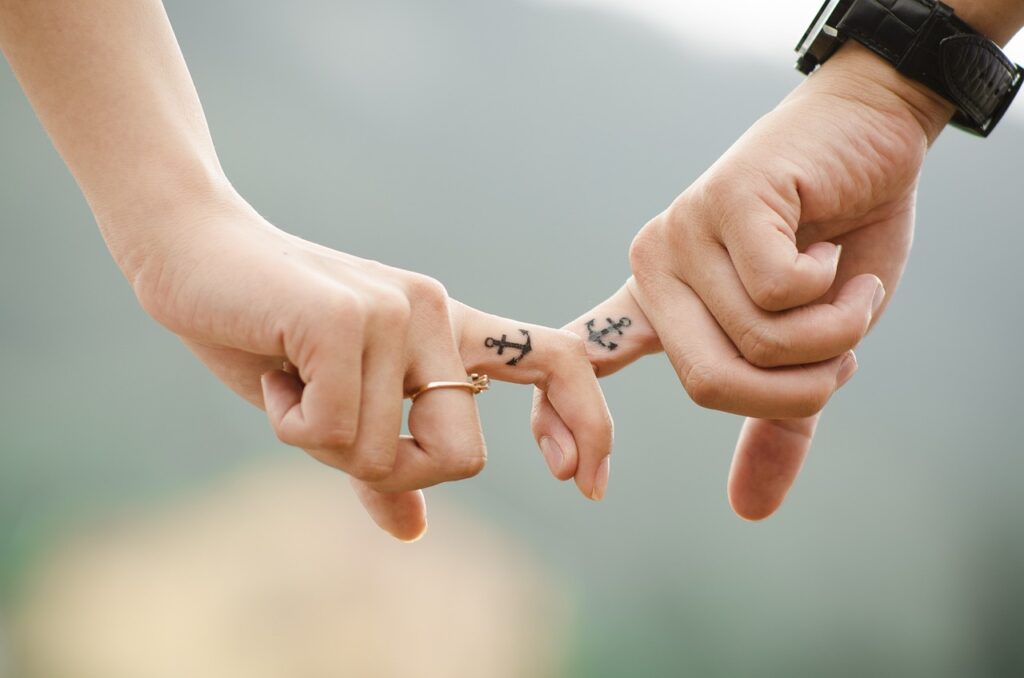 Come avere una relazione stabile nel tempo: i segreti relazione