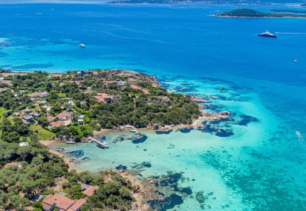 Spiagge, acque italiane promosse al 95% acque