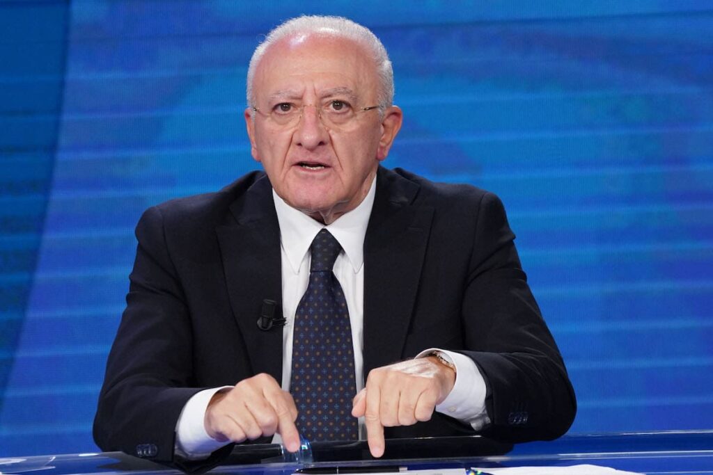 De Luca: “Tutte queste palle del terzo mandato sono idiozie” de luca