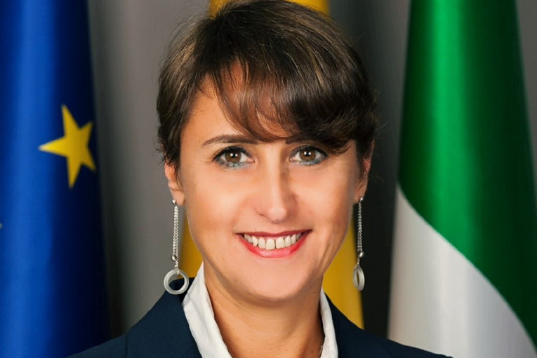 Fiumicino, cultura, Torresi: "Il Comune guarda avanti e rispetta i cittadini senza diffondere pornografia. " Fiumicino