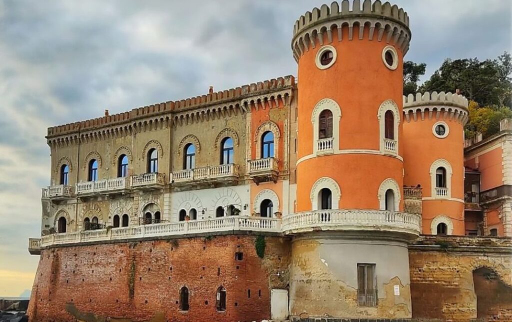 Potere al Popolo Napoli, la turistificazione non è una soap opera napoli