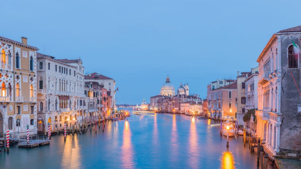 Venezia, massimo 25 persone per i gruppi in visita in città venezia
