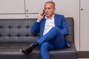 Notte di terrore per Stefano Valore, editore di Agenzia Dire