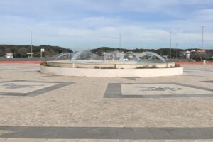 Ostia, allarme erosione, Leva: La fontana dello Zodiaco a rischio crollo"
