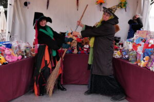 La Befana di Salvamamme con Guido Aggiusta Giocattoli contro il fenomeno dei giocattoli usa e getta