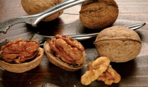 Frutta secca made in Campania, più tutela con l’etichetta trasparente