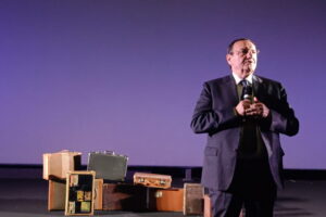 Fiumicino, il sindaco Bacini all'evento "Auschwitz: viaggio all'inferno"