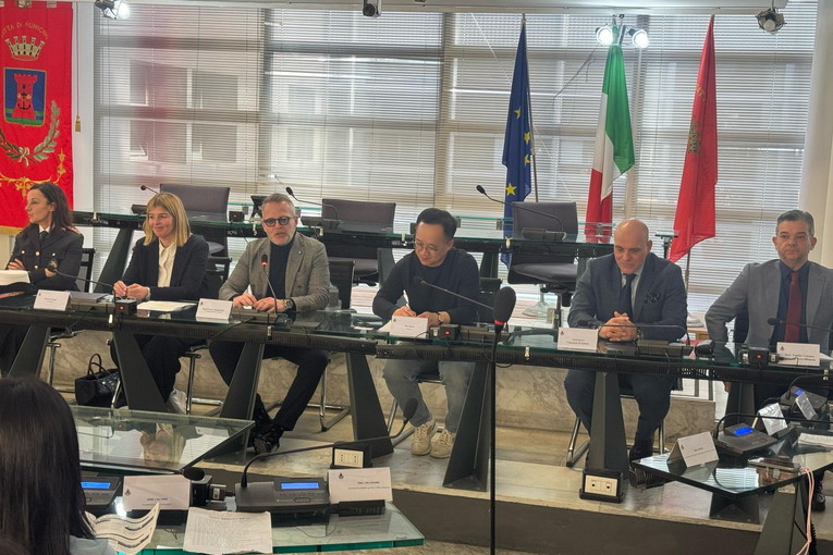 Fiumicino, scambio istituzionale tra l’Amministrazione e una delegazione della provincia di Chungcheongnam-do Fiumicino, scambio istituzionale tra l’Amministrazione e una delegazione della provincia di Chungcheongnam-do