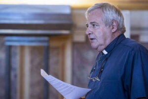 Papa, padre Albanese: "Unico statista a proclamare valore pace"