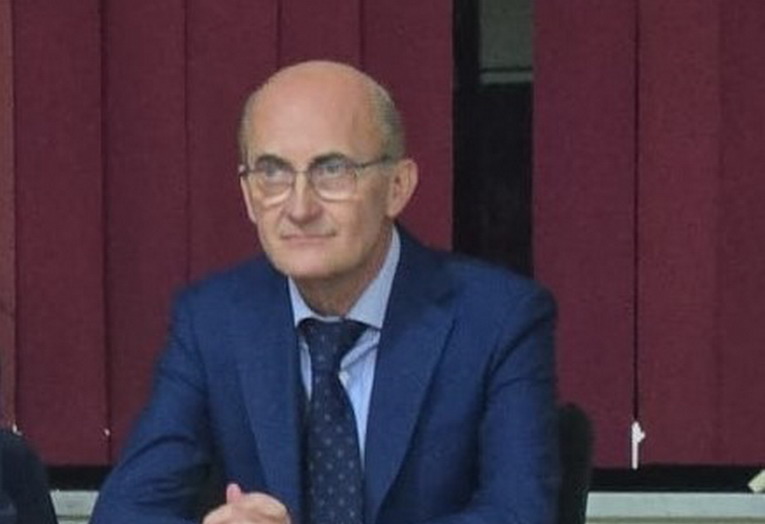 Commercio, la crisi dei negozi cittadini e dei centri commerciali, Graziano: "Bisogna assolutamente aiutarli"