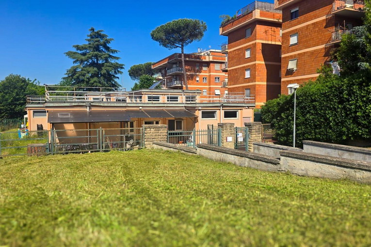 Municipio XV, sfalcio scuole, Torquati-Ribera: “Rinnovato affidamento a Risorse per Roma”