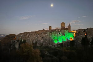 Vitorchiano, completato il progetto per l'illuminazione artistica della rupe ovest