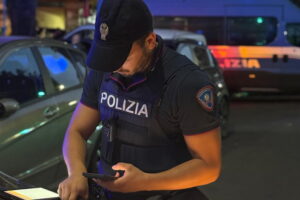 Roma, alcol low cost a minori e blatte tra gli shot: sanzioni e daspo urbani