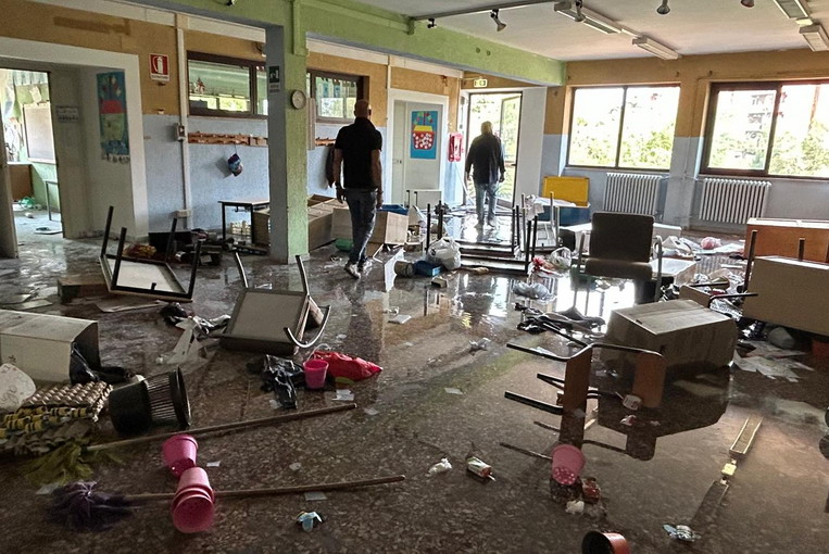 Labaro, scuola Baccano vandalizzata nella notte, Torquati-Marchisio: "Solidarietà a preside e famiglie"