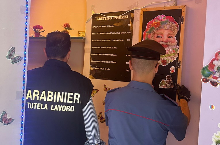 Roma, controlli nei centri massaggi: denunciati 7 cittadini cinese e sequestrati 3 centri