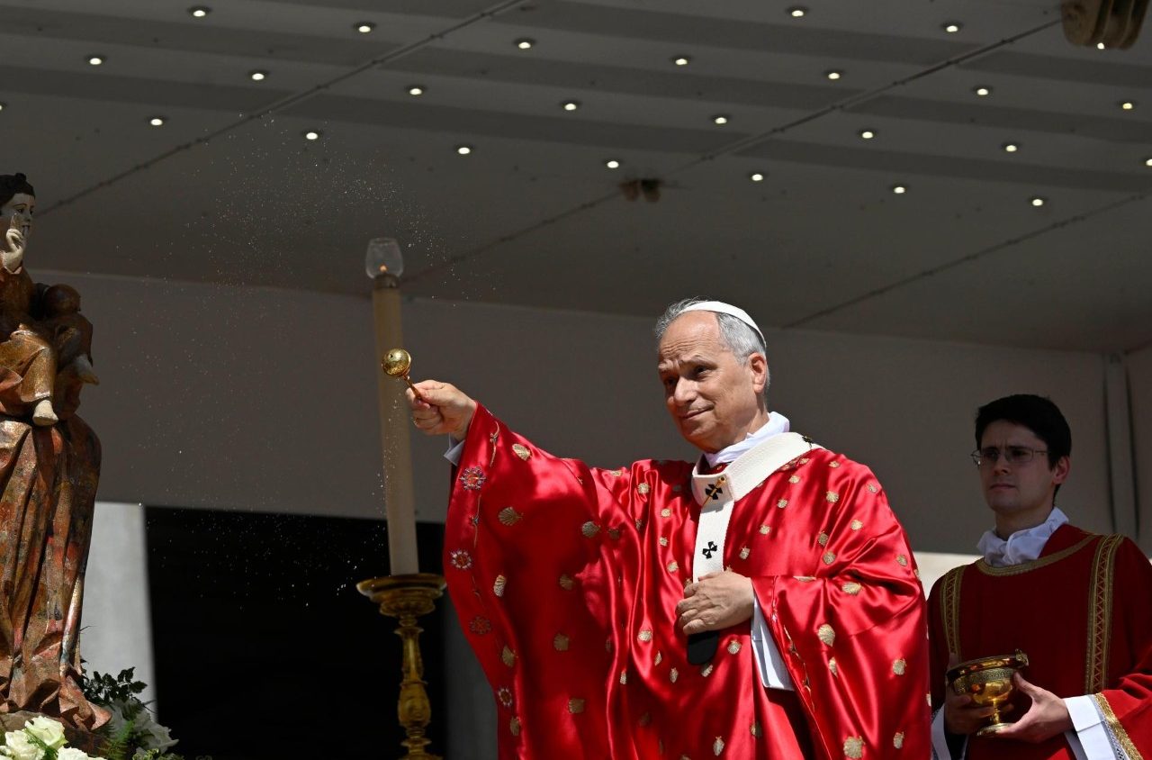 Il Papa: “Lo Spirito Santo annulli pregiudizi, dissolva l’odio e ci aiuti a costruire la pace