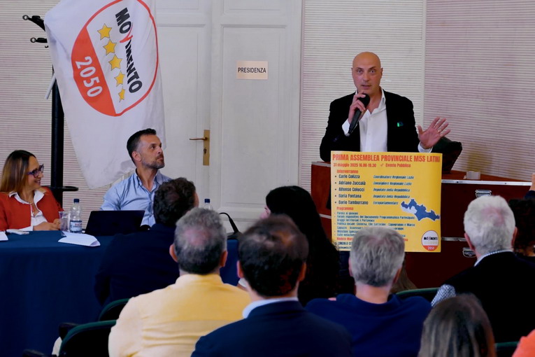 Latina, grande partecipazione alla prima Assemblea provinciale del Movimento 5 Stelle