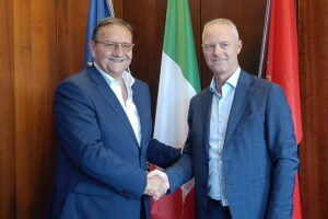 Fiumicino, firmato protocollo d'intesa tra il comune e Airport Handling SPA