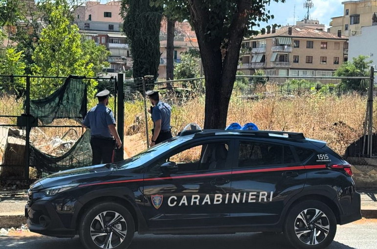 Incendi su Roma, intensificati i controlli dei carabinieri: sanzionati proprietari di terreni agricoli