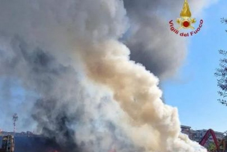 Esplosione a Roma, Capone, UGL: “Vicini ai cittadini colpiti, servono più controlli e prevenzione per evitare nuove tragedie”