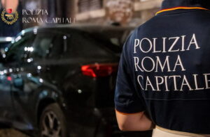 Roma, stretta sulla movida: controlli della polizia locali in diversi locali
