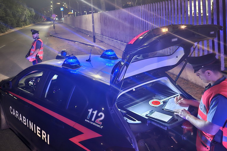 Cinecittà, controlli dei carabinieri in tutto il quartiere: 4 persone denuciate