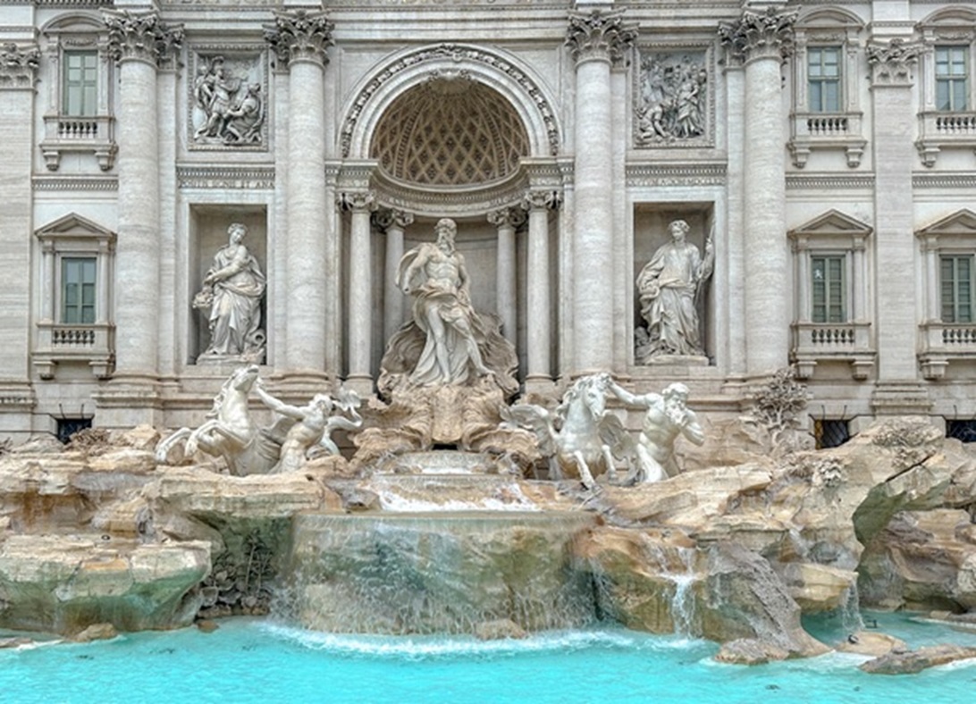 Fontana di Trevi si spegne per Gaza. Roma accende la pace