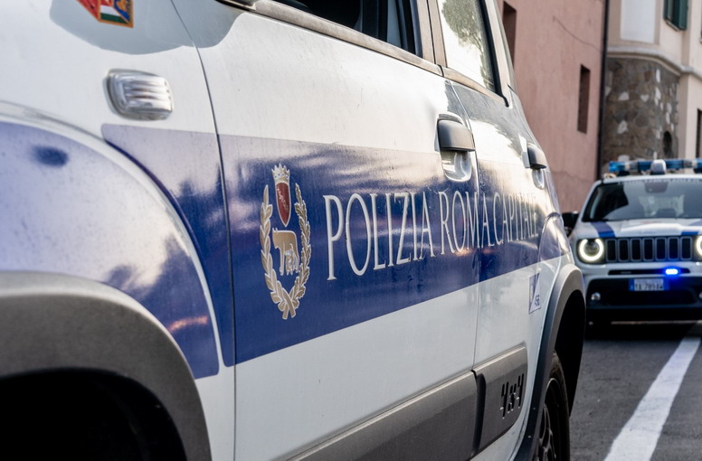 Polizia Locale, duplice episodio di minacce e aggressione ai danni degli agenti a distanza di pochi minuti: due persone arrestate