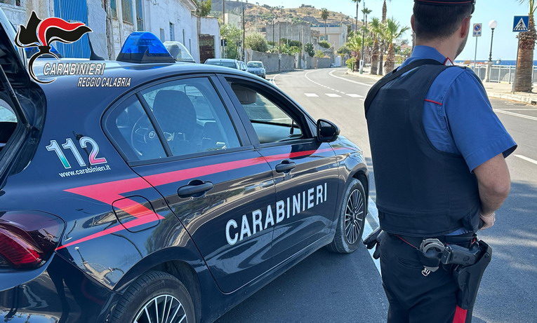 Rapine a mano armata nella Piana di Gioia Tauro: fermata la “coppia del terrore”