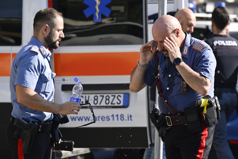 Esplode distributore di carburante, trema tutta Roma: 29 feriti