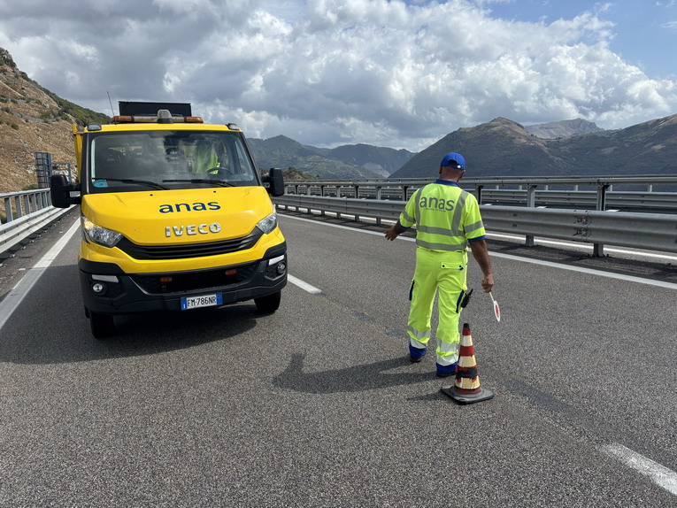Primo bollino nero sulle autostrade italiane: sospesi 1348 cantieri