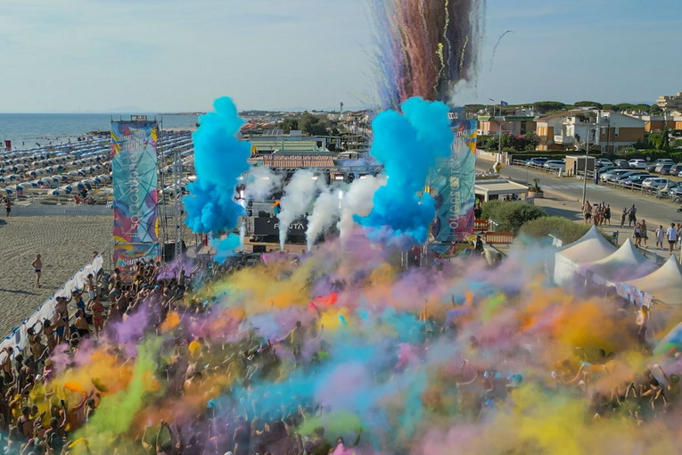 Tarquinia, la line up del Festival Summer Holi 2025