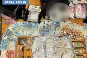 Roma, spaccio di droga in zona Casilina: fermata gestrice della droga