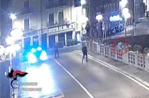 Sora, tenta il suicidio dal Ponte di Napoli: salvato dai carabinieri