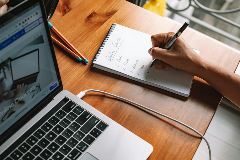 Reskilling permanente e lifelong learning: il consulente del lavoro come “coach”