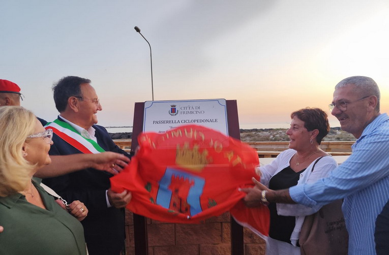Inaugurata la nuova passerella ciclopedonale tra il Lungomare della Salute e Via del Faro