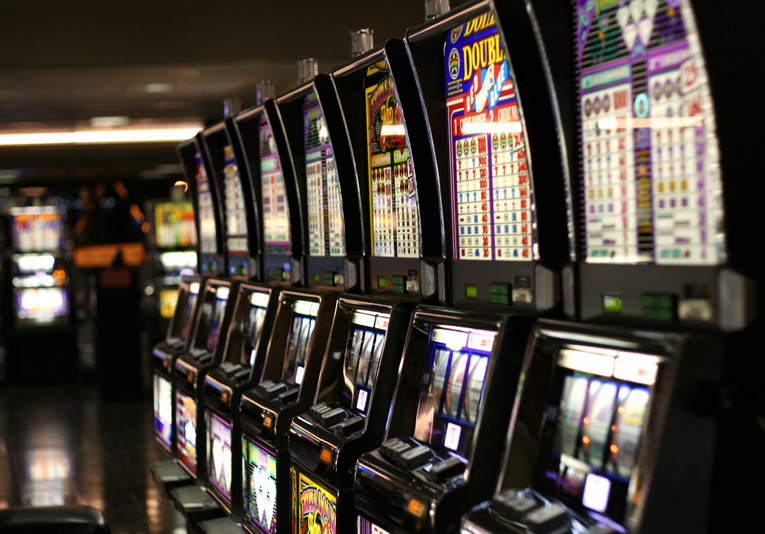 Come la volatilità influisce sul gioco alle slot macchine – Il parere degli esperti di Librabet